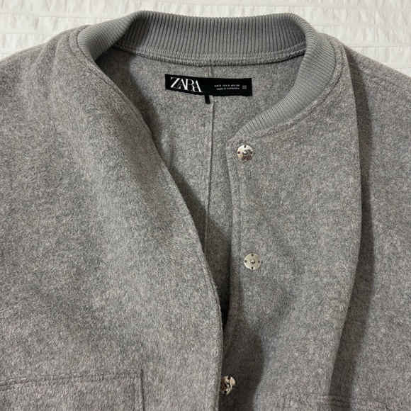 Bomber jacket - Picture 2 of 2